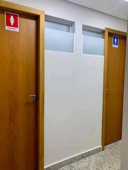 Excelente Nr 317, 2dormitorios, Pe Na Areia Toninhas Com Piscina Ubatuba