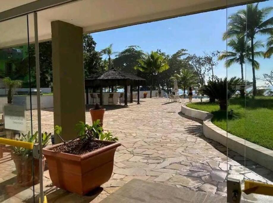 Apartment Excelente Nr 317, 2dormitorios, Pe Na Areia Toninhas Com Piscina Ubatuba